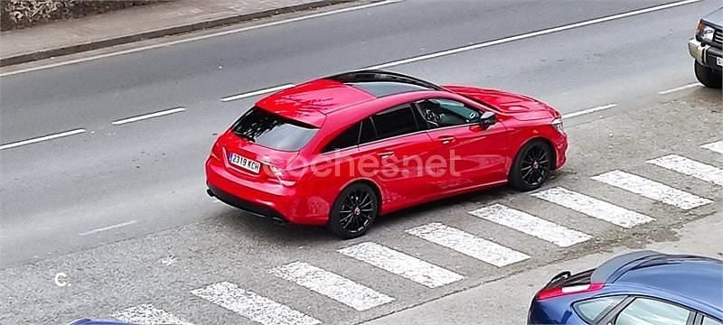 Käytetty Mercedes CLA220 Shooting Brake 177 HP (130 kW) 2016 Punainen Farmari