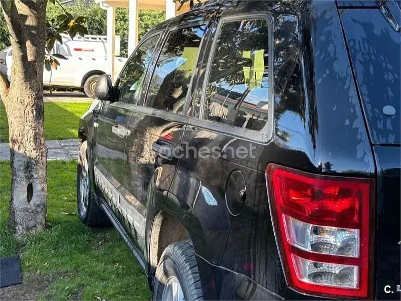 Usado Jeep Grand Cherokee Laredo 218 CV (160 kW) 2007 Negro SUV