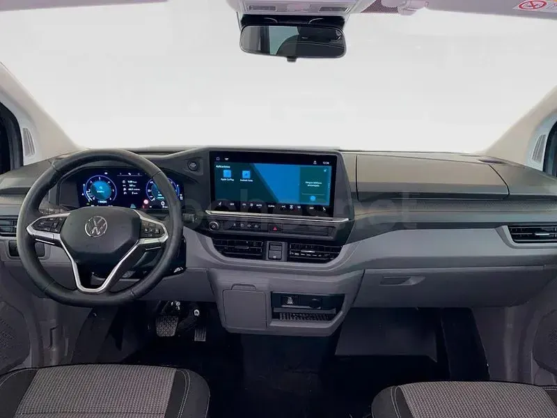 Nuevo VW Caravelle 150 CV (110 kW) 2025 Negro Van