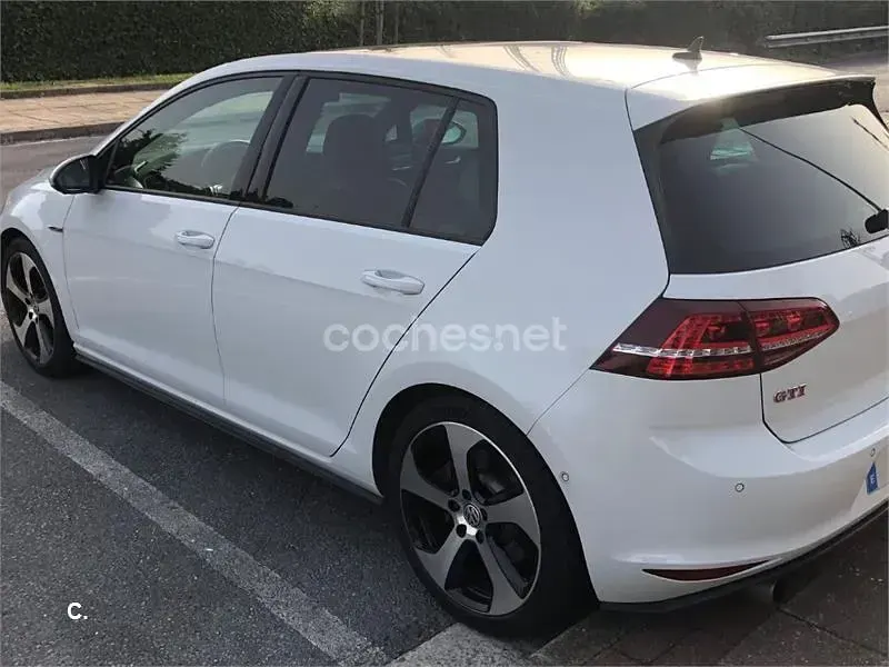 Usado VW Golf VII GTI 230 CV (169 kW) 2016 Blanco Berlina