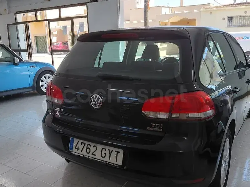 Usado VW Golf VI Advance 105 CV (77 kW) 2010 Negro Utilitario