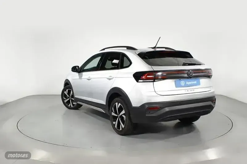 Usado VW Taigo Life 115 CV (84 kW) 2025 Plateado SUV