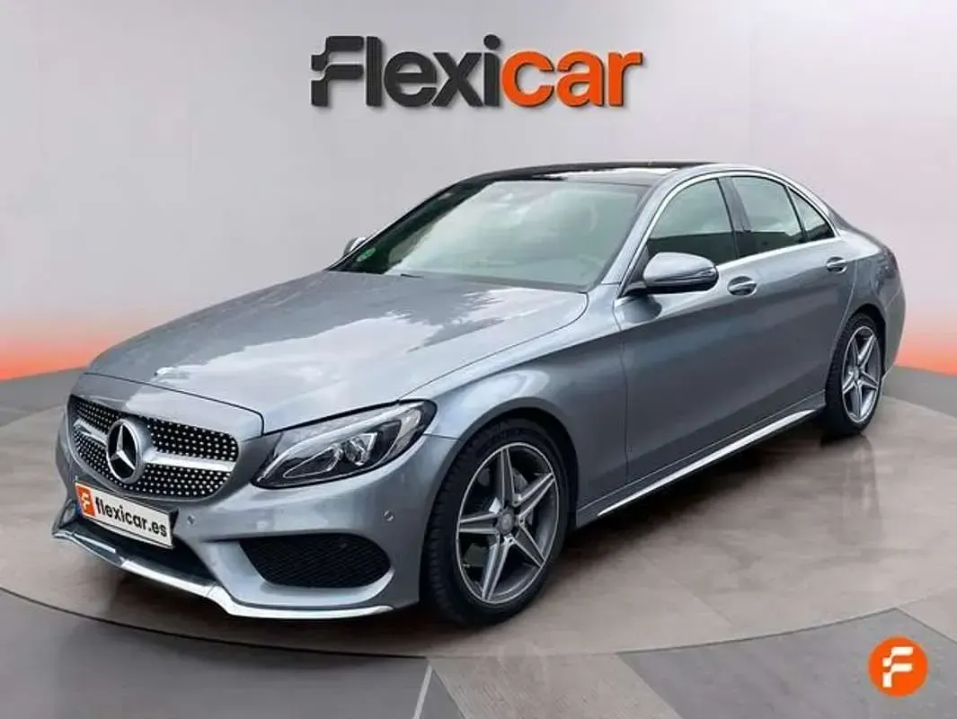 Usado Mercedes C220 AMG line 170 CV (125 kW) 2016 Gris Berlina