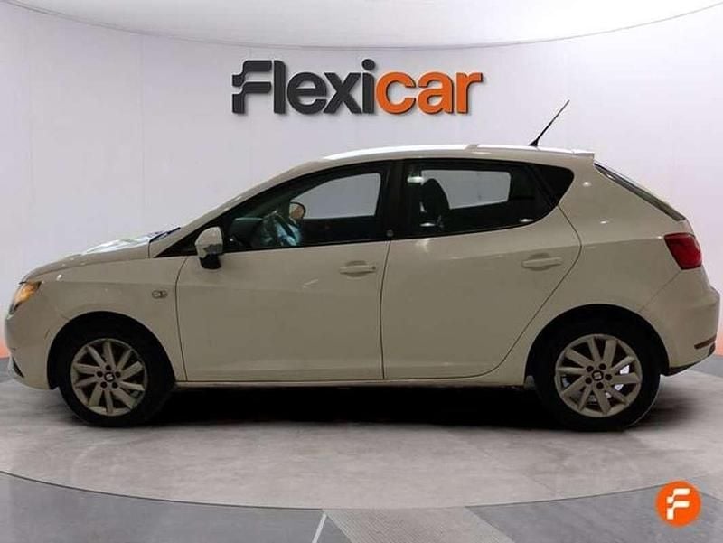 Usado Seat Ibiza CONNECT 75 CV (55 kW) 2018 Blanco Utilitario