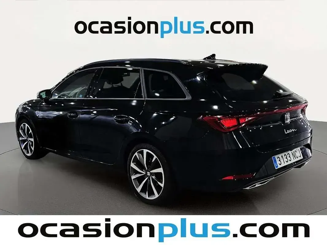 Usado Seat Leon ST FR 150 CV (110 kW) 2025 Negro Familiar