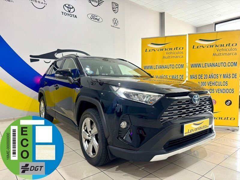 Negro Usado 2020 Toyota RAV4 Hybrid Advance SUV | 29.800 € (Un poco caro) - Imagen 1/4