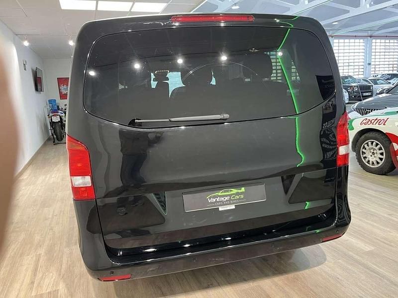 Usado Mercedes V220 163 CV (119 kW) 2016 Negro Monovolumen