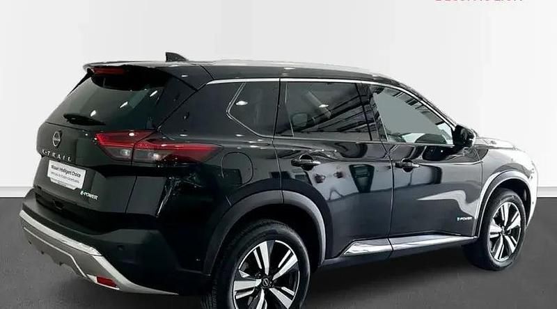 Usado Nissan X-Trail Tekna 204 CV (150 kW) 2024 Negro perlado / tapiceria neg SUV