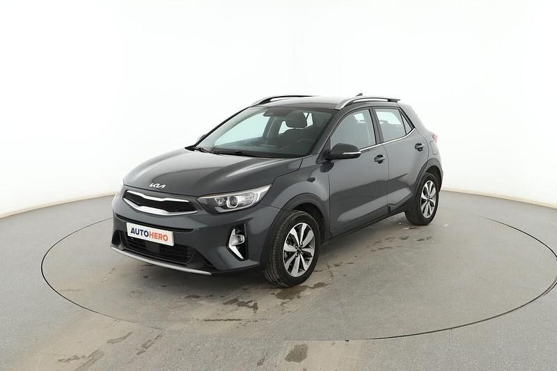 Gris Usado 2022 Kia Stonic SUV | 16.299 € (Precio justo) - Imagen 1/3