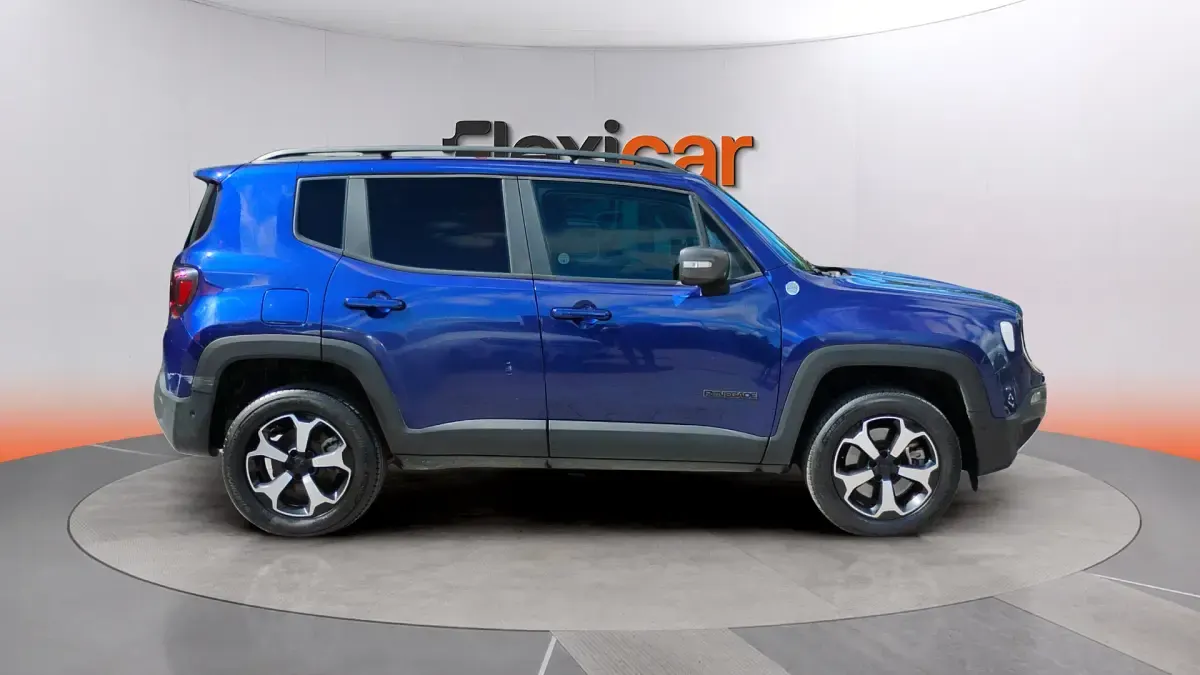 Usado Jeep Renegade Trailhawk 241 CV (177 kW) 2021 Azul SUV