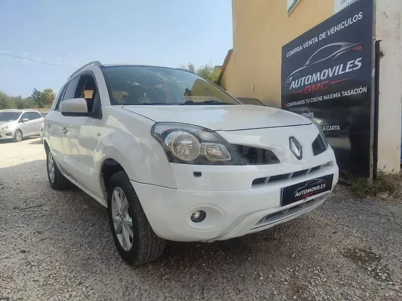Usado Renault Koleos Privilege 150 CV (110 kW) 2010 Blanco SUV