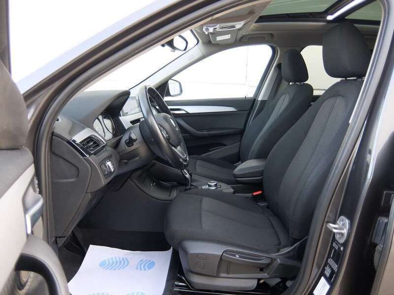 Usado BMW X1 Advantage 136 CV (100 kW) 2021 Gris SUV