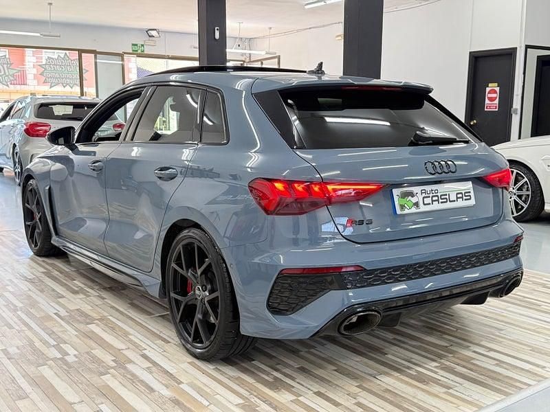Usado Audi RS3 Comfort 400 CV (294 kW) 2023 Gris / plata Berlina