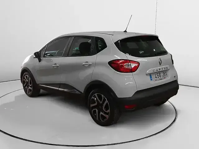 Usado Renault Captur Intens 90 CV (66 kW) 2014 Blanco SUV