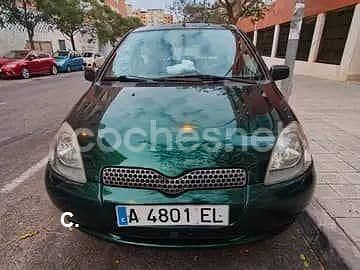 Verde Usado 2000 Toyota Yaris Luna Berlina | 700 € (Super precio) - Imagen 1/1