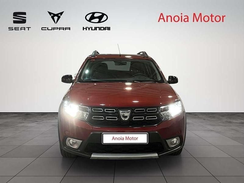Usado Dacia Sandero Stepway Ambiance 90 CV (66 kW) 2019 Burdeos Utilitario