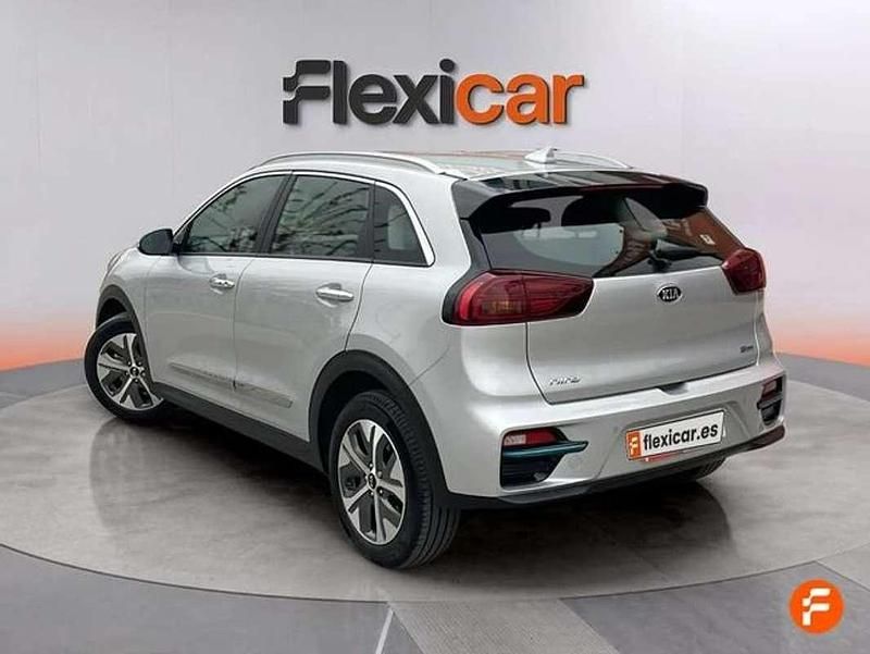 Usado Kia Niro 141 CV (103 kW) 2021 Gris SUV