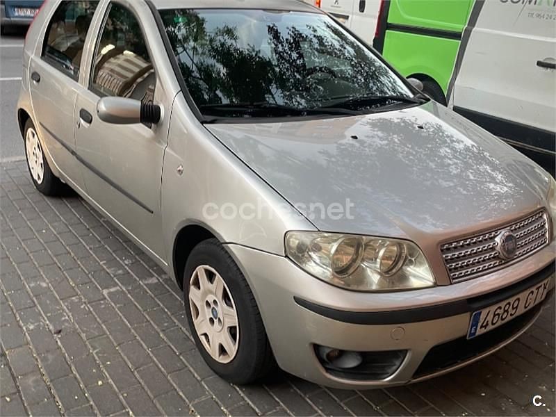Gris / plata Usado 2004 Fiat Punto Active Utilitario | 1300 € (Buen precio) - Imagen 1/4