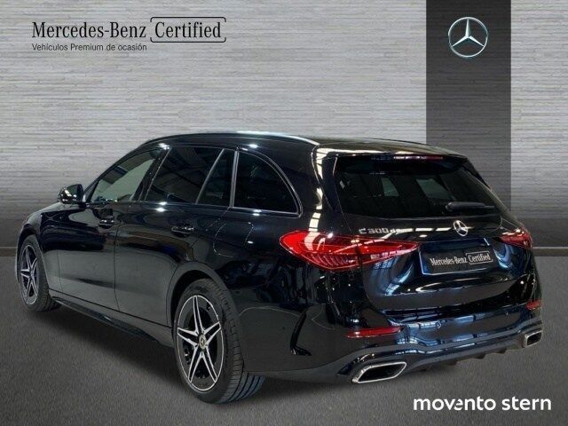Usado Mercedes C300 313 CV (230 kW) 2024 Negro Familiar