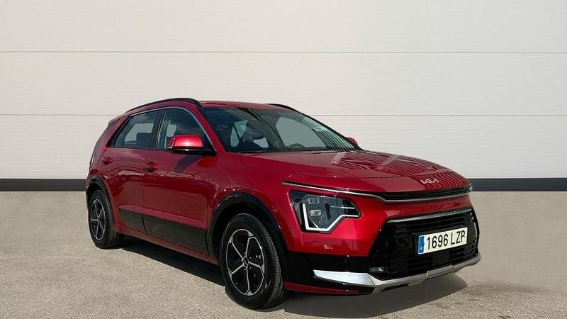 Rojo Usado 2022 Kia e-Niro SUV | 24.400 € (Precio justo) - Imagen 1/4