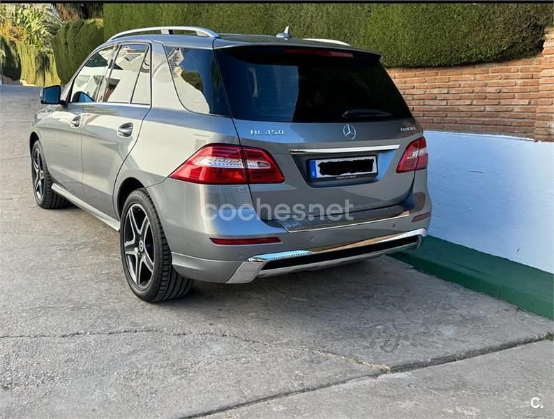 Gris / plata Usado 2013 Mercedes ML350 SUV | 26.500 € (Caro) - Imagen 1/4