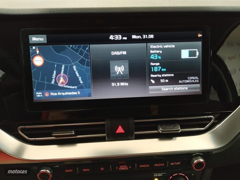 Usado Kia e-Niro 150 kW (204 CV) 2022 Azul SUV