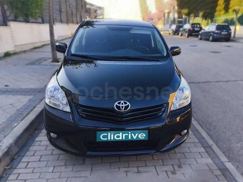 Usado Toyota Verso Active 126 CV (92 kW) 2010 Negro Monovolumen