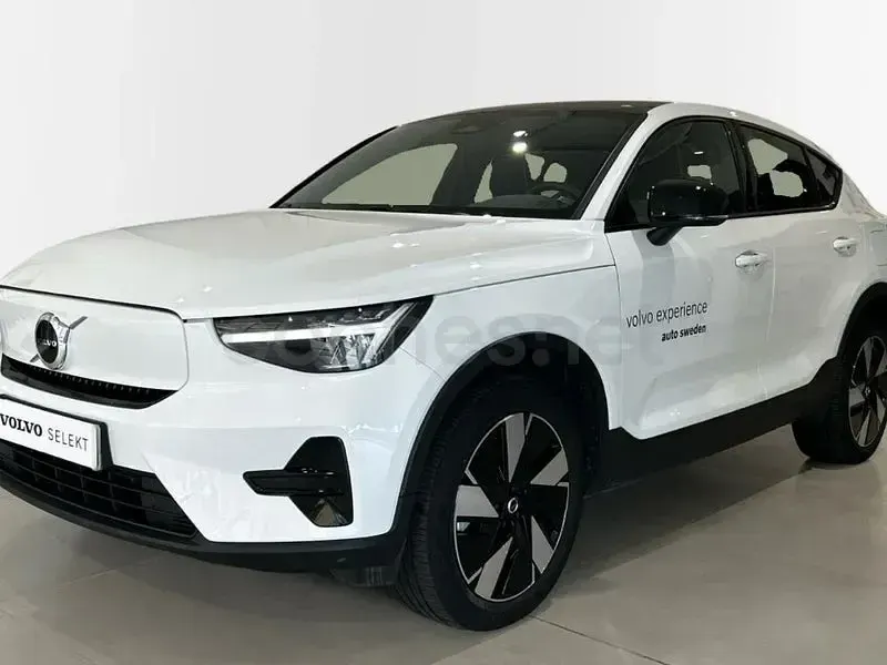 Usado Volvo EC40 Plus 175 kW (238 CV) 2025 Eléctrico SUV