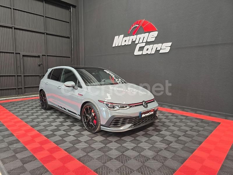 Gris / plata Usado 2024 VW Golf VIII GTI Clubsport Berlina | 41.999 € (Un poco caro) - Imagen 1/4