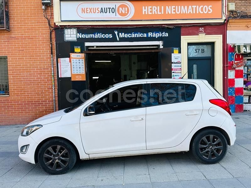 Blanco Usado 2014 Hyundai i20 GO! Berlina | 5990 € (Super precio) - Imagen 1/4