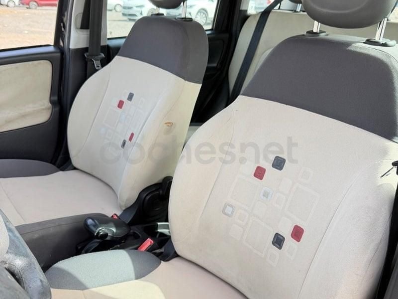Usado Fiat Panda Lounge 69 HP (50 kW) 2014 Azul Citadino