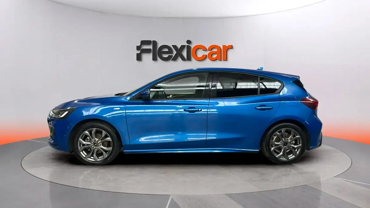 Usado Ford Focus ST-Line 125 CV (91 kW) 2023 Azul Berlina