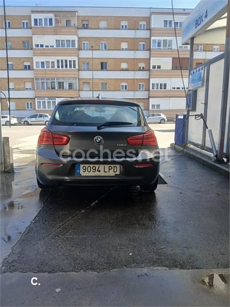Usado BMW 118 143 CV (105 kW) 2016 Gris / plata Utilitario