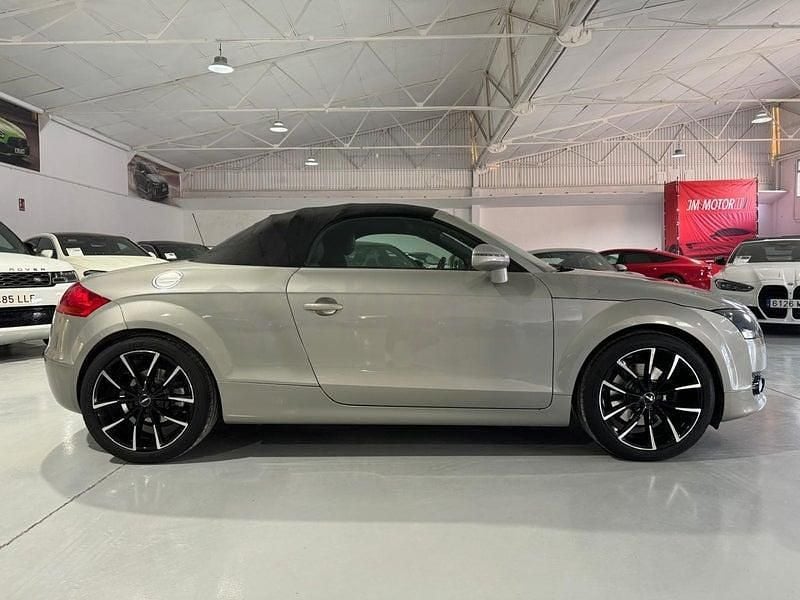 Usado Audi TT Roadster 200 CV (147 kW) 2009 Gris / plata Descapotable