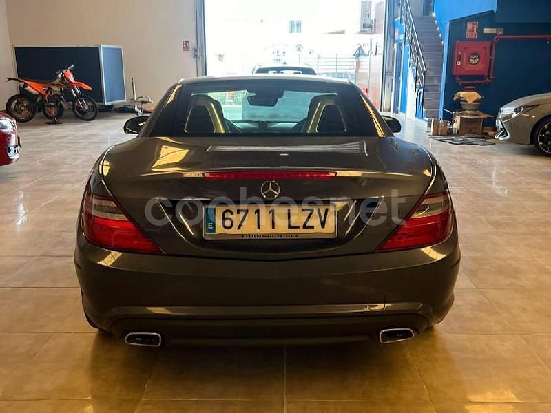 Usado Mercedes SLK250 204 CV (150 kW) 2015 Gris / plata Descapotable
