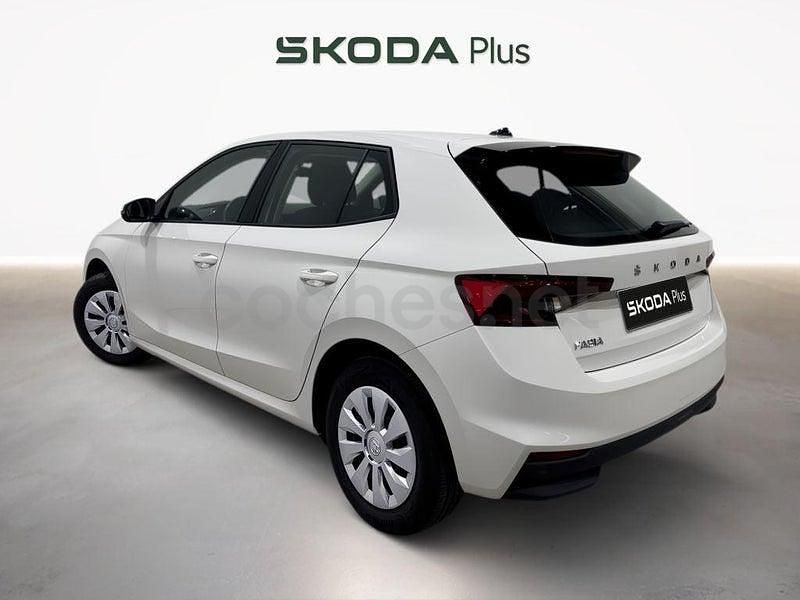 Usado Skoda Fabia Active 95 CV (69 kW) 2022 Blanco Utilitario