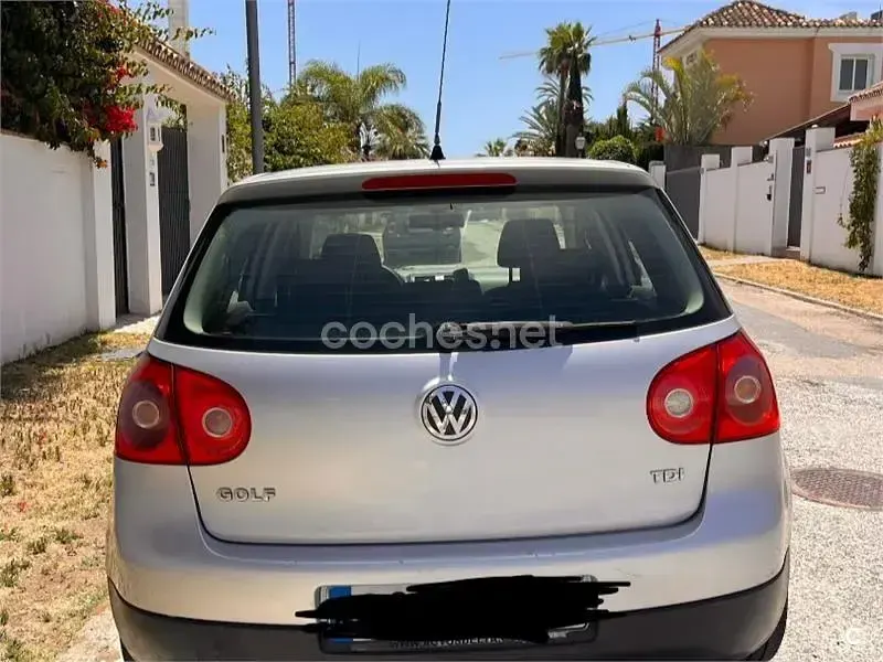 Usado VW Golf VI GT 105 CV (77 kW) 2008 Gris / plata Utilitario