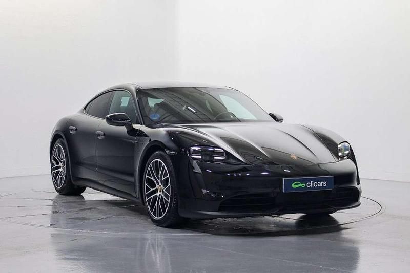 Usado Porsche Taycan 239 kW (326 CV) 2021 Blanco Berlina