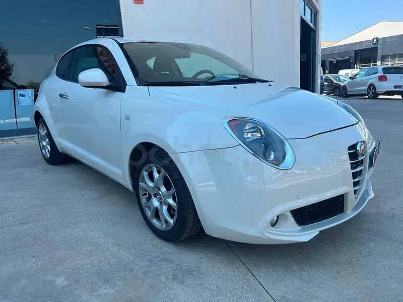 Usado Alfa Romeo MiTo 85 CV (62 kW) 2014 Blanco Utilitario