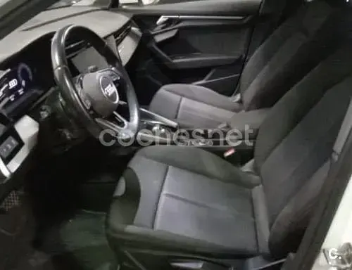 Usado Audi A3 Advanced Plus 116 CV (85 kW) 2021 Blanco Berlina