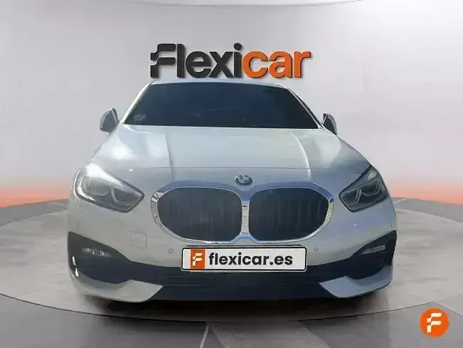 Usado BMW 116 116 CV (85 kW) 2021 Blanco Utilitario