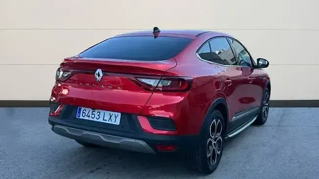 Usado Renault Arkana Zen 140 CV (102 kW) 2022 Rojo SUV
