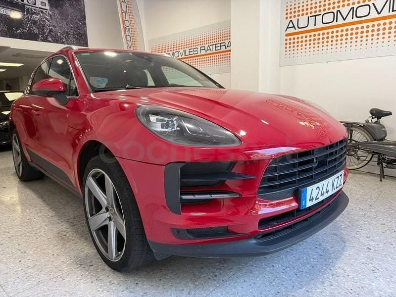 Używany Porsche Macan 245 KM (180 kW) 2019 Czerwony SUV