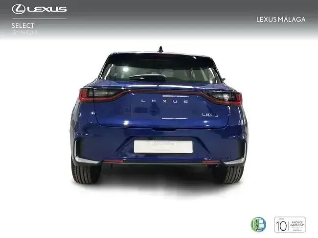 Usado Lexus LBX 136 CV (100 kW) 2025 Azul SUV