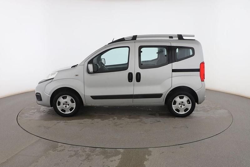 Usado Fiat Qubo Lounge 95 CV (69 kW) 2017 Plata Monovolumen