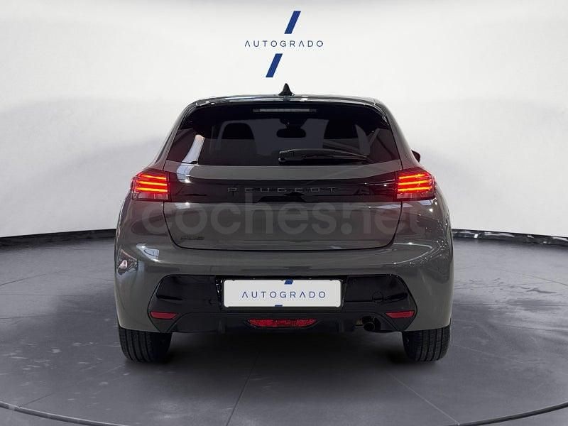 Usado Peugeot 208 Allure 100 CV (73 kW) 2025 Gris / plata Utilitario