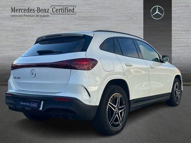 Usado Mercedes EQA250 139 kW (190 CV) 2025 Blanco polar SUV