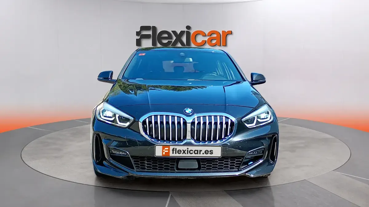 Usado BMW 118 150 CV (110 kW) 2021 Negro Utilitario