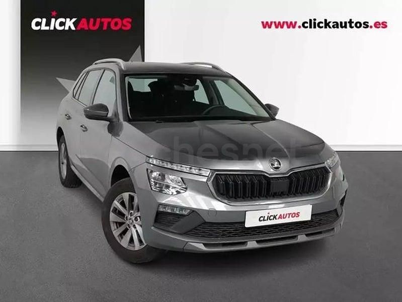 Usado Skoda Kamiq Selection 95 CV (69 kW) 2025 Gris / plata SUV