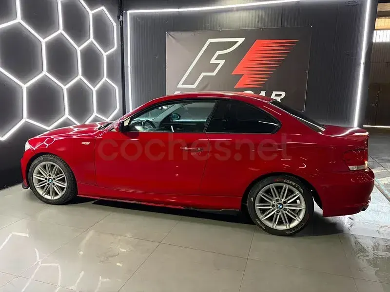 Usado BMW 120 Coupé Comfort Edition 177 CV (130 kW) 2009 Rojo Coupe